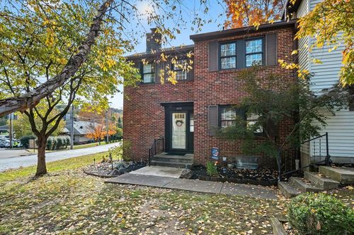 222 Saint Claire Dr, Chillicothe, OH, 45601-2128 | Card Image