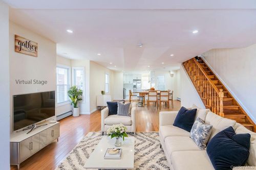 15424 13th Ave, Whitestone, NY, 11357-1930 | Card Image