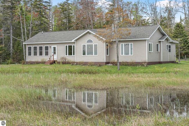 21495 Us Highway 23 N, House other with 2 bedrooms, 2 bathrooms and null parking in Millersburg MI | Image 54