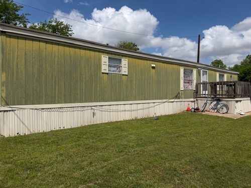 200 Maple St, Glenn Heights, TX, 75154-8188 | Card Image