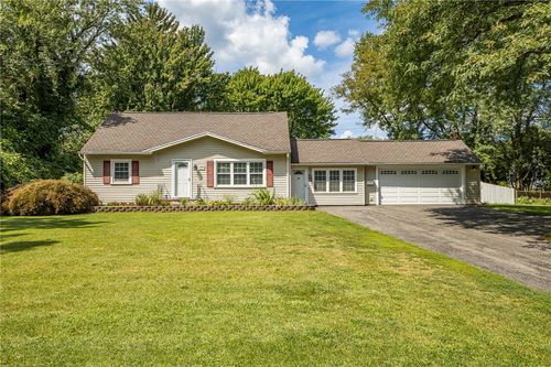 831 Bay Rd, Webster, NY, 14580-1646 | Card Image