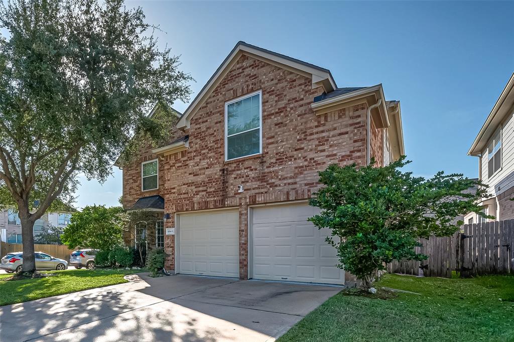 18803 Dural Drive, For Sale in Houston Zoocasa
