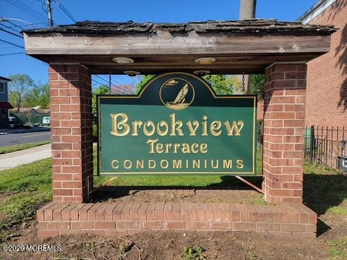 4d-289 Main Street, Spotswood, NJ, 08884 | Card Image