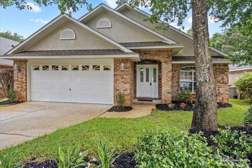 9965 Rail Cir, Pensacola, FL, 32507-7214 | Card Image