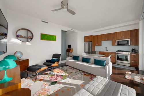 1908-222 West Ave, Austin, TX, 78701-0027 | Card Image