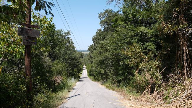 203 River Oaks Dr, House other with 3 bedrooms, 2 bathrooms and 7 parking in Cedar Creek TX | Image 18