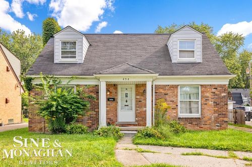 454 Alter Rd, Detroit, MI, 48215-3105 | Card Image