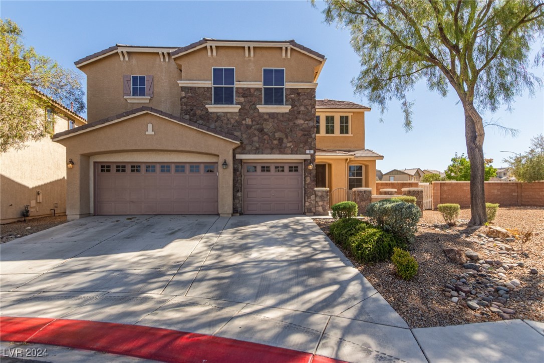 Raptors View Ave, North Las Vegas, NV 89031