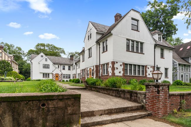 623 Whitney Ave, Home with 21 bedrooms, 13 bathrooms and 12 parking in New Haven CT | Image 37