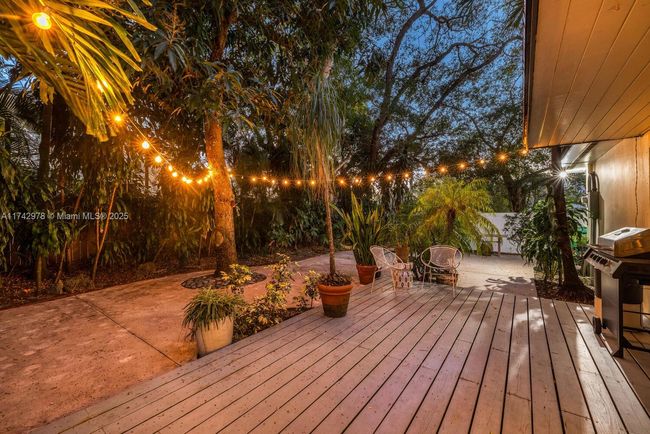 700 Ne 155 Th St, House other with 3 bedrooms, 2 bathrooms and null parking in Miami FL | Image 28
