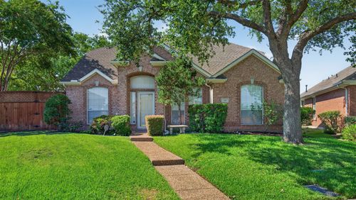 120 Stonecreek Dr, Irving, TX, 75063-7211 | Card Image