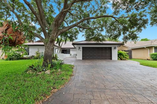875 Nw 108th Ln, Coral Springs, FL, 33071-6499 | Card Image