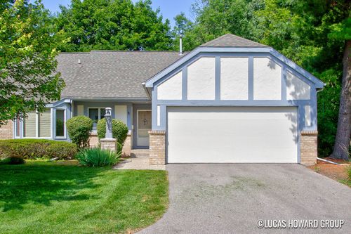 3165 Maple Villa Dr Se, Grand Rapids, MI, 49508-1575 | Card Image