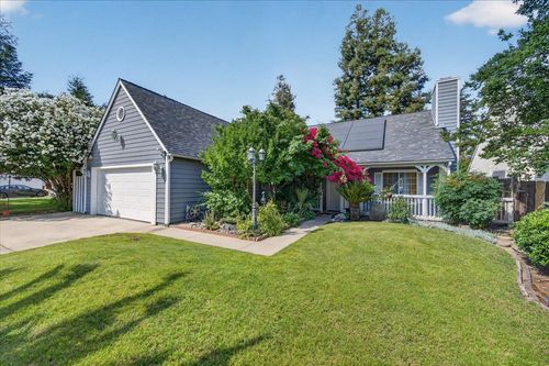 4172 W Regency Avenue, Fresno, CA, 93722 | Card Image
