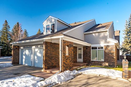 9-275 Woodridge Dr Sw, Calgary, AB, T2W4S4 | Card Image