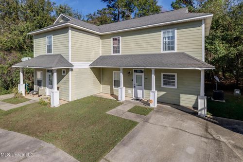 1322 Foxwood Pl, Gulfport, MS, 39507-3870 | Card Image