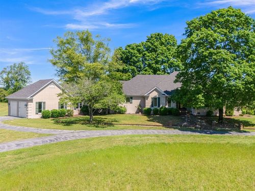 277 A Ben Thomas South Rd, Bowling Green, KY, 42103-8780 | Card Image