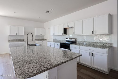 25640 W Coles Rd, Buckeye, AZ, 85326-5164 | Card Image