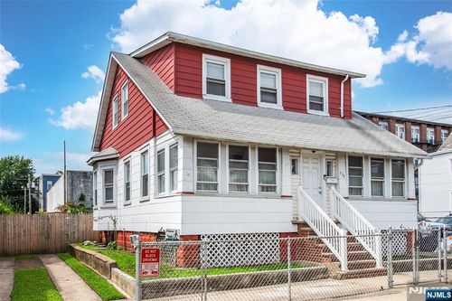 520-522 Madison Avenue, Paterson, NJ, 07514 | Card Image