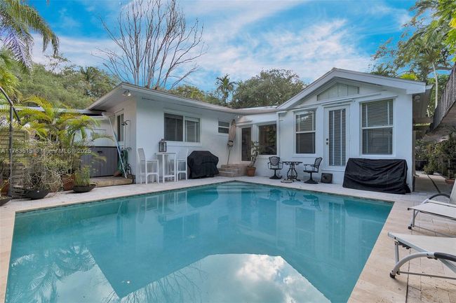 4131 Lybyer Ave, House other with 3 bedrooms, 2 bathrooms and null parking in Coconut Grove FL | Image 33
