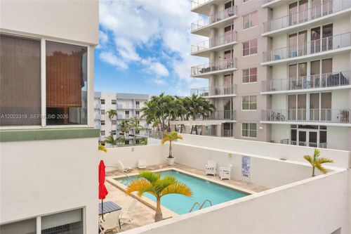 301-2550 Sw 27th Ave, Miami, FL, 33133 | Card Image