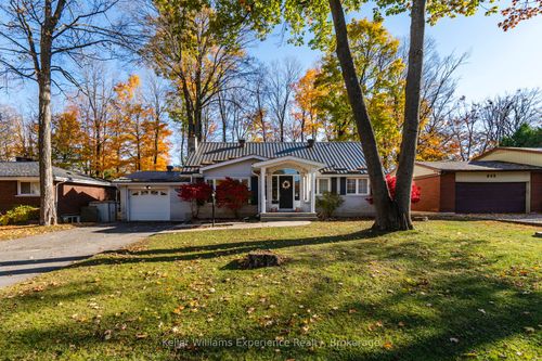 835 Dominion Ave, Midland, ON, L4R1S6 | Card Image