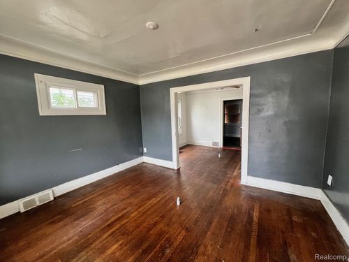 7447 Ellsworth St, Detroit, MI, 48238-1910 | Card Image