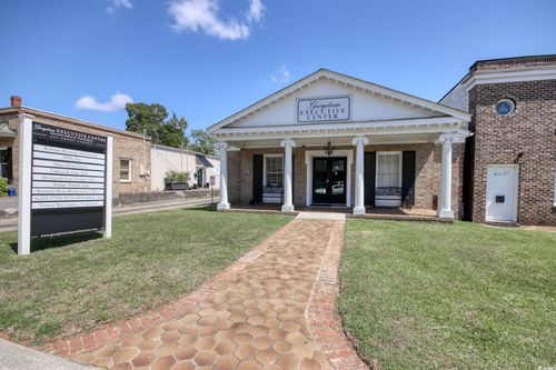 604 Front St, Georgetown, SC, 29440-3624 | Card Image