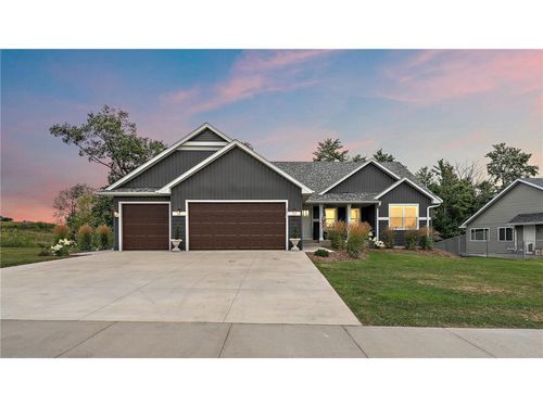 271 Eagle Ridge Dr, ROBERTS, WI, 54023-2800 | Card Image