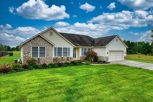 71 Bluegrass Rd, Pataskala, OH, 43062-7844 | Card Image