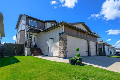 10425 128 Ave, Grande Prairie, AB, T8V4J9 | Card Image