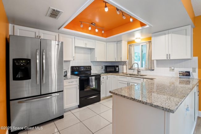 Granite Kitchen | Image 14