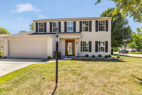 8841 Glass Chimney Ln, Fishers, IN, 46037-9441 | Card Image