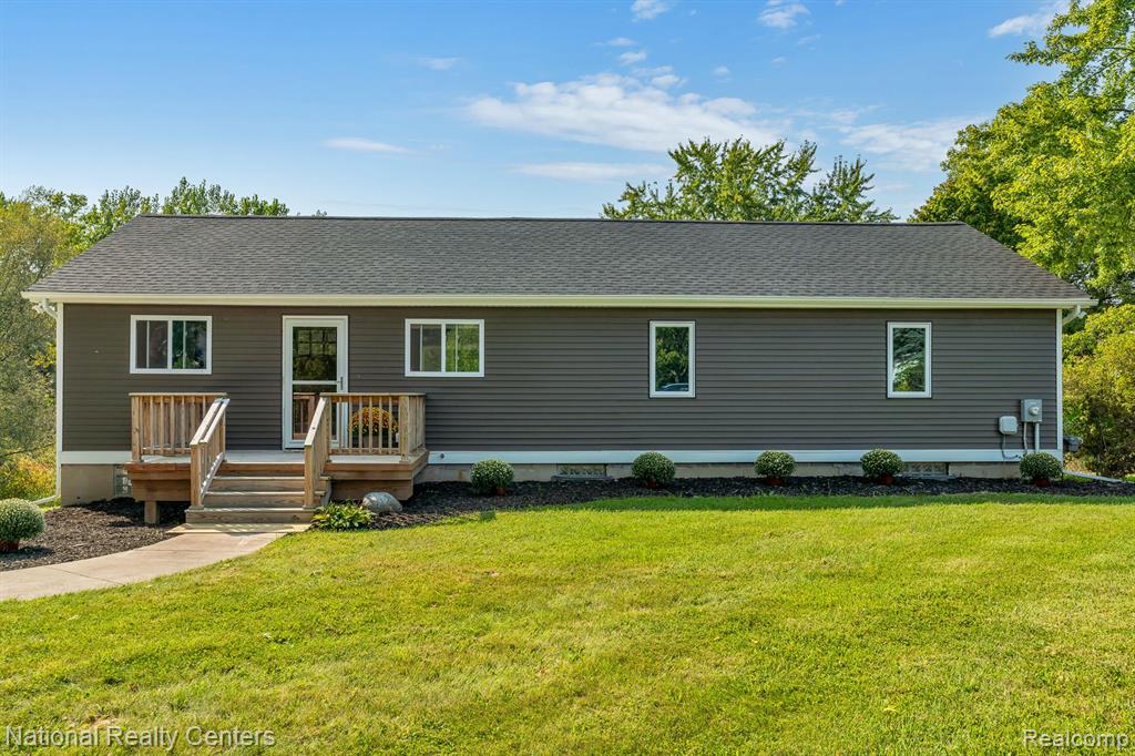 Marietta Ave, Waterford, MI 48329 #1