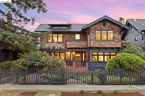 2962 2962 Piedmont Ave, Berkeley, CA, 94705 | Card Image