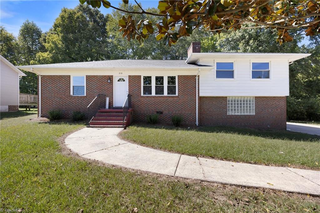 Murraylane Rd, Greensboro, NC 27405