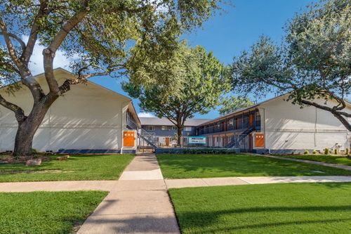 apt-104-4618 Reiger Ave, Dallas, TX, 75246-1210 | Card Image