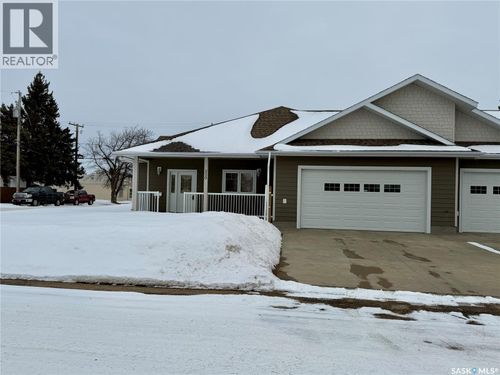 330 1st St W, Spiritwood, SK, S0J | Card Image