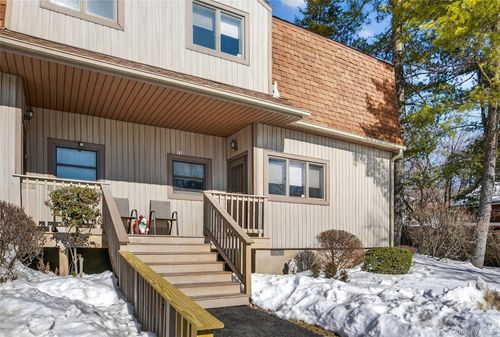 20 Beecher Ln, Peekskill, NY, 10566-2547 | Card Image