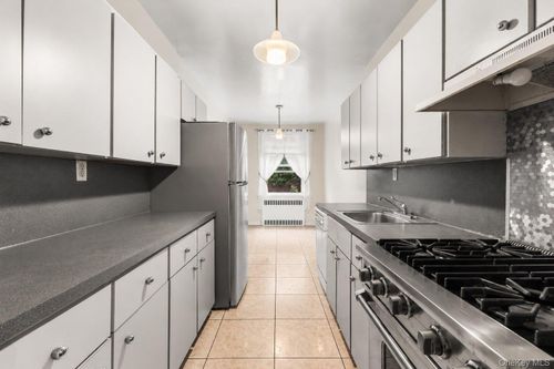 h1-100 Avenue P, New York, NY, 11204 | Card Image