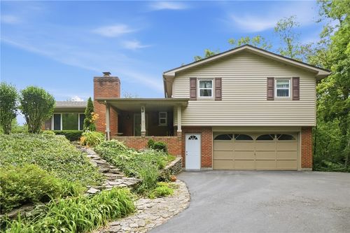 7606 Old Stage Road, Wayne Twp, OH, 45068 | Card Image
