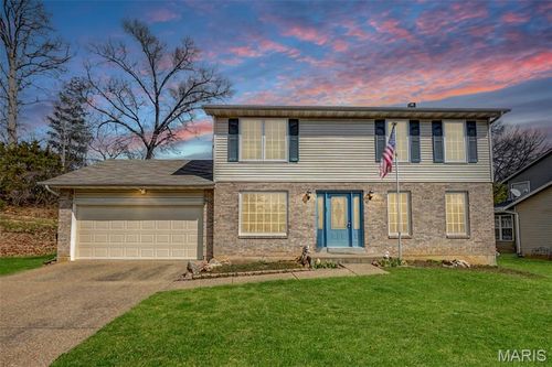 4002 Treeshadow Dr, Saint Peters, MO, 63376-3828 | Card Image