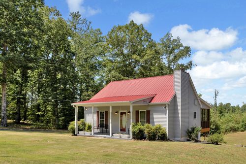 123 Lower Roans Creek Rd, Linden, TN, 37096-5133 | Card Image