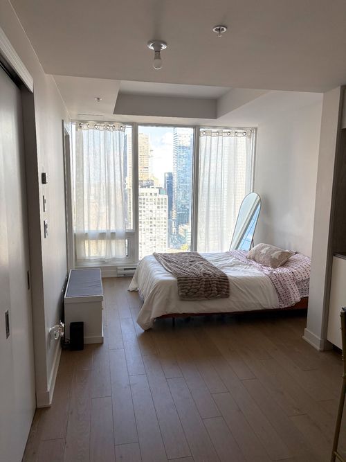 3211-1188 Rue St-Antoine O, Montréal, QC, H3C1B4 | Card Image