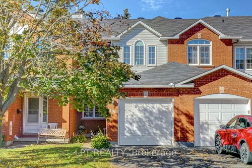 204 Forestglade Cres, Ottawa, ON, K1G6A7 | Card Image