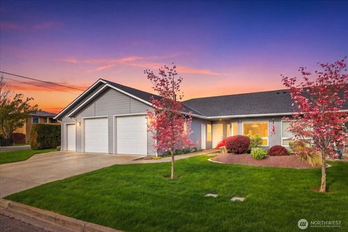1262 Lancer Dr, Walla Walla, WA, 99362-9275 | Card Image