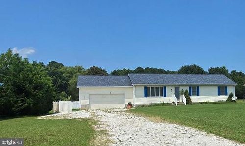 38182 Piney Point Rd, Ocean View, DE, 19970-4140 | Card Image