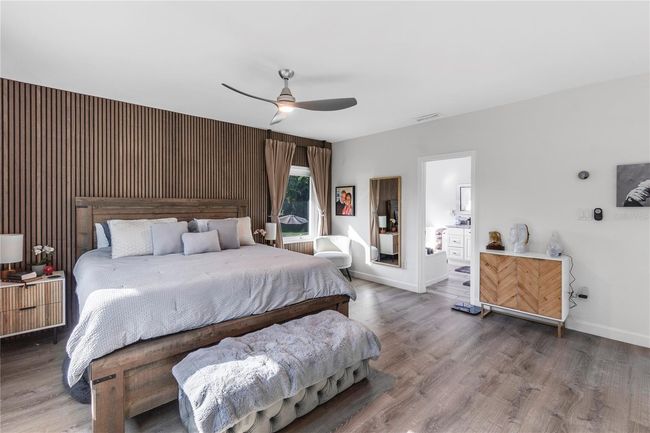 3425 W Forest Lake Cir, House other with 6 bedrooms, 4 bathrooms and null parking in SARASOTA FL | Image 15