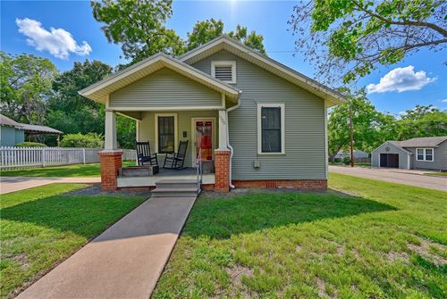 1500 Church St, Brenham, TX, 77833-4565 | Card Image