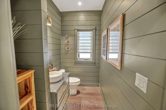 1025 Davis Dr, House other with 5 bedrooms, 3 bathrooms and 15 parking in Severn Bridge ON | Image 8